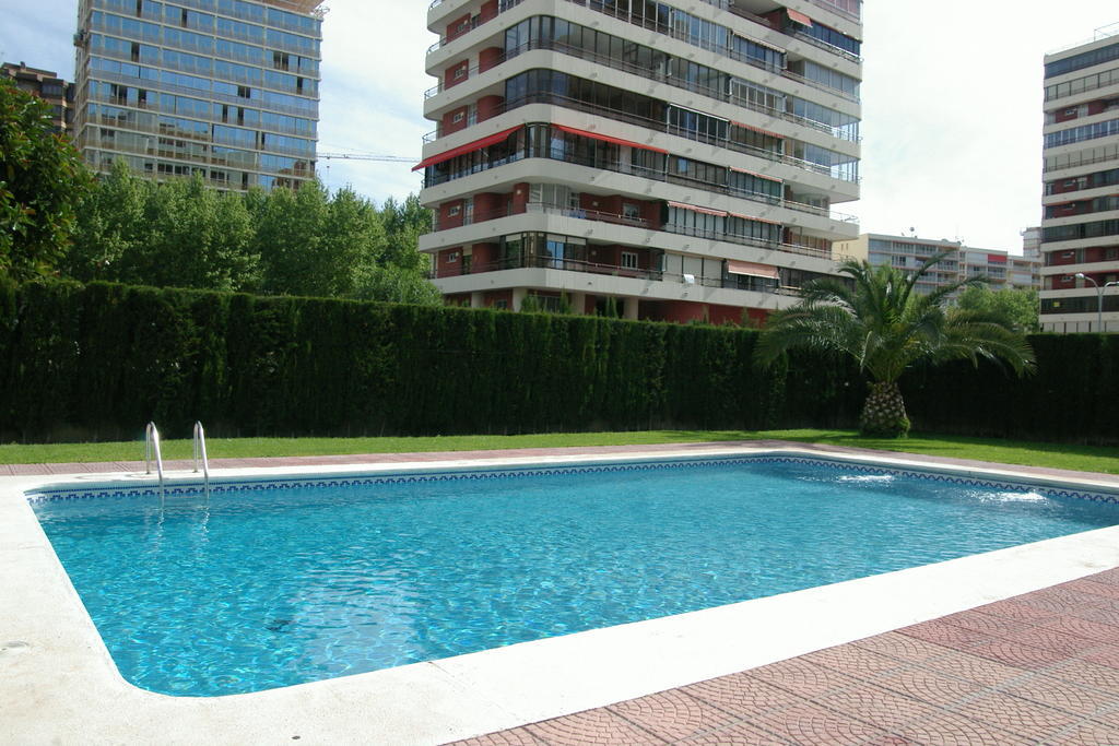 Apartamentos Carolina - Arca Rent Benidorm Quarto foto